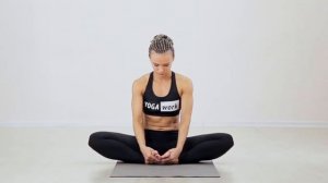 Йога - подготовка к позе лотоса