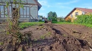 минипогрузчик экскаватор на волговских мостах...