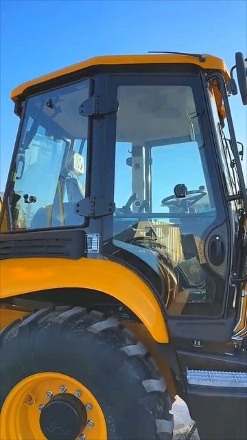 Экскаватор-погрузчик Lonking. Промо 3 смотреть онлайн