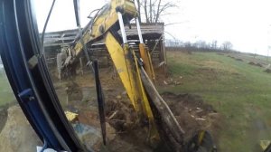 Робота екскаватора погрузчика АТЕК 999. Нюанс в роботі.