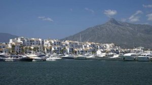 Беглый бывший сенатор Хорошавцев владеет элитным курортом в Испании