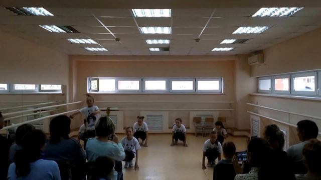 ПАНДА  ТАНЕЦ - ФРИСТАЙЛ