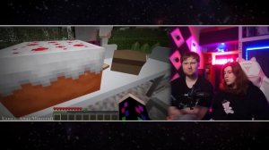 (НЕ) ДЕТСКИЙ КОНТЕНТ В МАЙНКРАФТЕ | РЕАКЦИЯ на Маразма