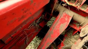 Все точки смазки японского пресс подборщика Стар Мини