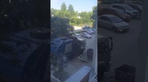 Мусоровоз KAMAZ САХ ДЕЛАЕМ ГОРОД ЧИЩЕ с боковой загрузко