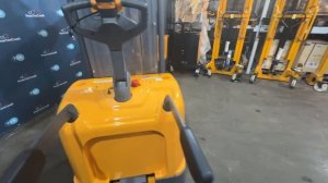 Штабелер XILIN CDDK 15-III самоходный