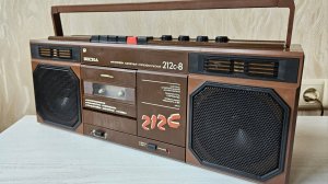 Советский  магнитофон-кассетный проигрыватель Бумбокс-Весна 212С-8-СССР-1985-год