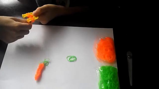 Делаем морковку из резиночек смотреть онлайн