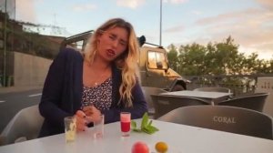 Регину Тодоренко заставляют пить/Орёл и Решка