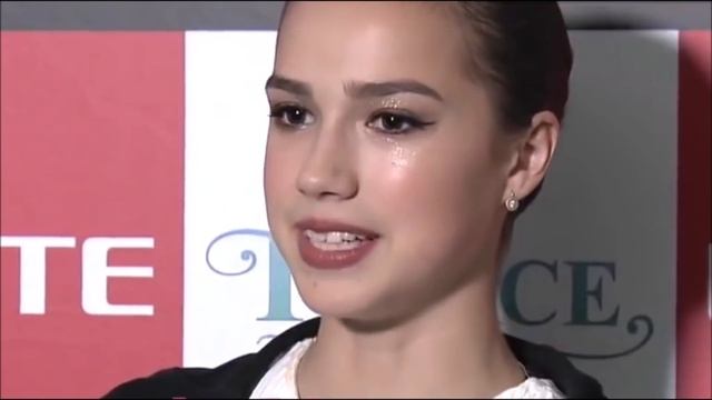 АЛИНА ЗАГИТОВА  - МЫ КОРОЛЕВЫА ВЫ НИКТО 