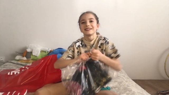 Обзор подарков участникам и призерам турнира на призы Евгении Медведевой