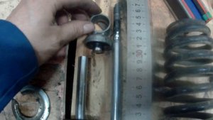 амортизатор ВАЗ на голдвинг 1500