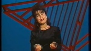 Юлдуз Усмонова кизил  олма 1990 йил