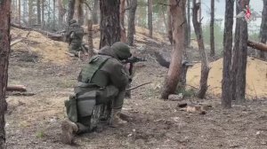 Тренировка штурмовиков группировки войск «Запад»