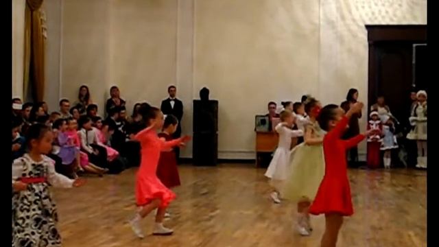 Вальс, показательное выступление. смотреть онлайн