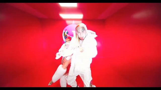 TROLLZ - 6ix9ine. Секреты, пасхалки и интересные детали. Как 6ix9ine затроллил Snoop Dogg'а? смотреть онлайн