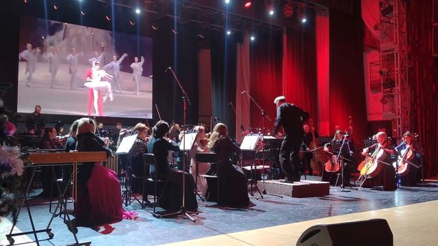 Чайковский - Па-де-де из балета Щелкунчик