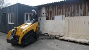 Мини-погрузчик Hightop HTV1000. Первые метры