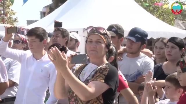 Глава Буйнакского района Камиль Изиев принял участие в праздновании Дня единства народов Дагестана смотреть онлайн