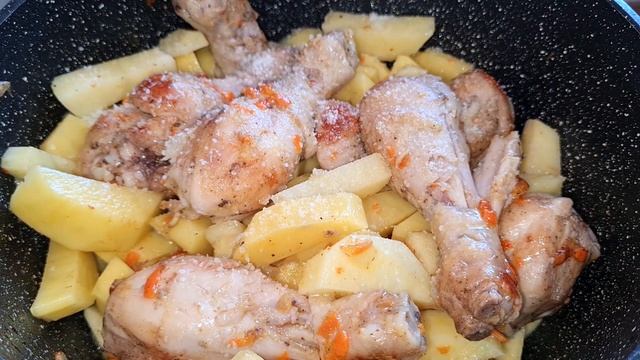 КАРТОШКА С КУРИЦЕЙ, даже вкуснее с капустой! Быстрый у? смотреть онлайн