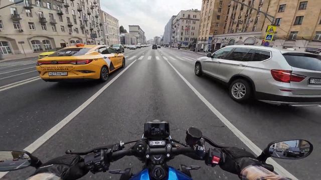 Обзор Yamaha XSR900 (2023) Часть 2 смотреть онлайн