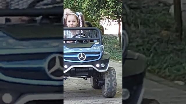 парк сочи ривьера синяя комната. 2023 11 июня(1) смотреть онлайн