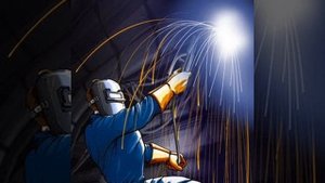 Сварщик парень работящий (music)