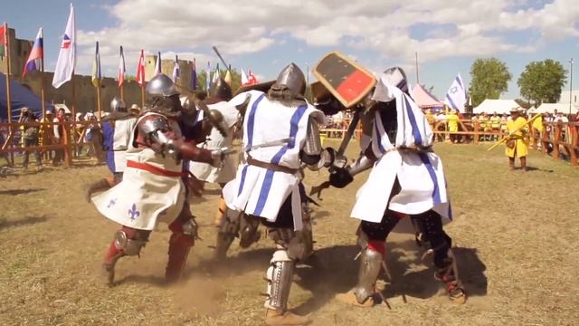 КРОВЬ, ПОТ И СЛЕЗЫ смотреть онлайн