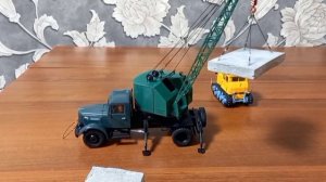 RC модель автокрана К 51 (на шасси Маз 200) в масштабе 1/43.