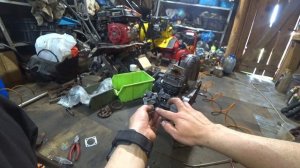 Сборка двигателя Suzuki Mollet от первого лица