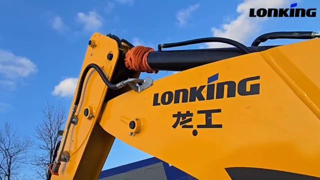 Экскаватор-погрузчик Lonking. Промо 2 смотреть онлайн