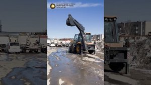 Равноколесный экскаватор-погрузчик ЕЛАЗ BL-888 со всех с