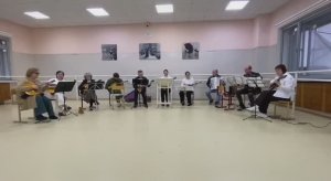 Дж. Фина "Шмелиное буги".
Ансамбль русских народных инструментов "Ярмарка".
КЦ "ЗИЛ".