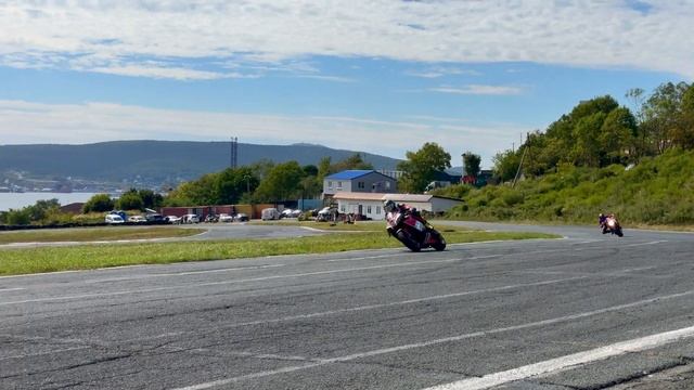 4-ый этап ШКМГ Владивосток. #wsbk #r6 #r15 #r1 #r15 #diidyk смотреть онлайн