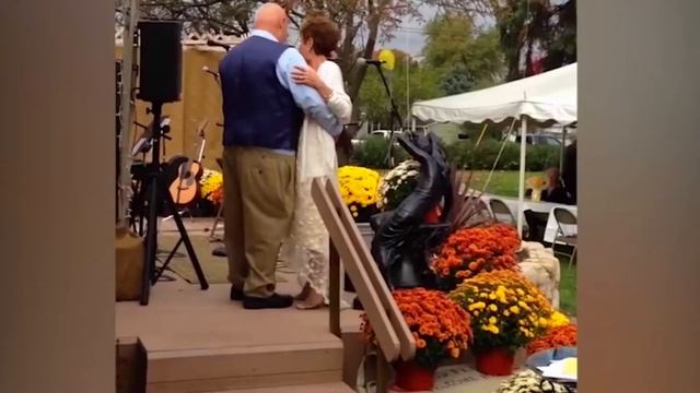 Я ржала полтора часа. Угарные падения людей. Ржака до слез 2020 - смешные приколюхи с людьми смотреть онлайн