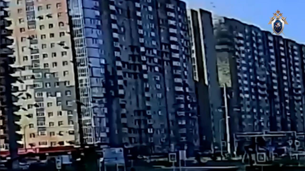 Момент взрыва газа в многоэтажном жилом доме в Ставрополе попал на видео