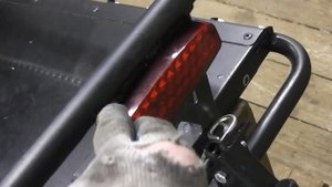 Снегоход Стелс Капитан  200 Лонг.  Переношу стоп - сигнал