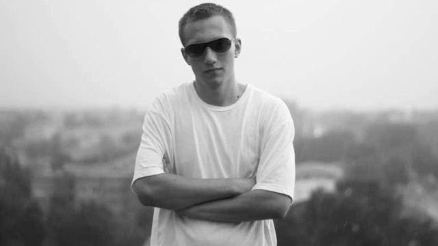 Easy b - точка смотреть онлайн