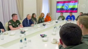 Владимир Путин посетил Курскую область и встретился с волонтерами