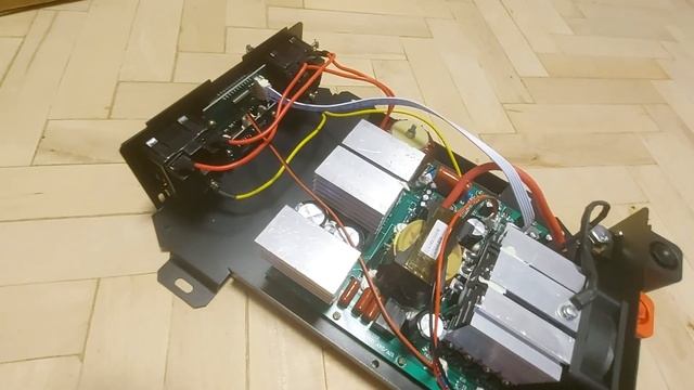 Инвертор DATOU BOSS TY-PSW-4000-EU 12/24V Что внутри смотреть онлайн