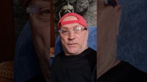 Мураками встал из-за письменного стола и начал бегать, заниматься серьёзно физкультурой, когда понял