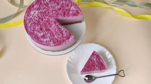 Торт RAW Клубничный