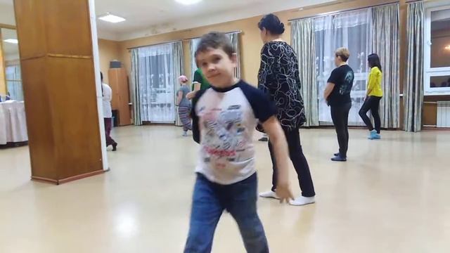 Индийский танец . Александра Скрипина. ДК "Сатурн" смотреть онлайн