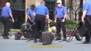 ПРИТВОРИЛСЯ СТАРИКОМ (ПРАНК)