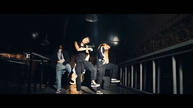 Баста, Смоки Мо - Старая Школа смотреть онлайн