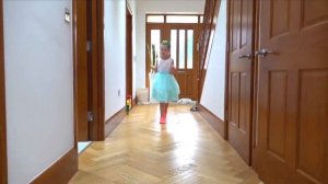 Мистер Макс • Mister Max - Макс и история шоколадного футбольного мяча