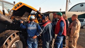 Dieci Agri Plus 40.7 | Итальянский телескопический погрузчик