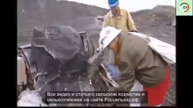 Cамый большой гусеничный бульдозер давит машину прикол смотреть онлайн