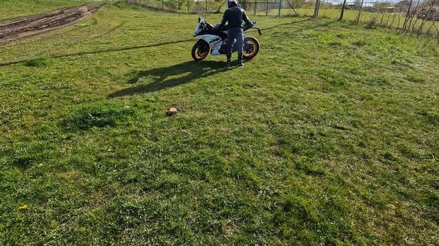 Покатушки на Yamaha R1 - У братишки первый сезон, едем очен? смотреть онлайн