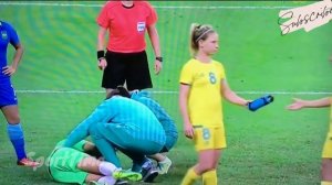 Вот почему женщины не должны играть в футбол